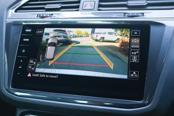 https://dvg-vehicle-assets.s3.amazonaws.com/U15830/86xnv7f27vxckm9nz0jexltii.jpg