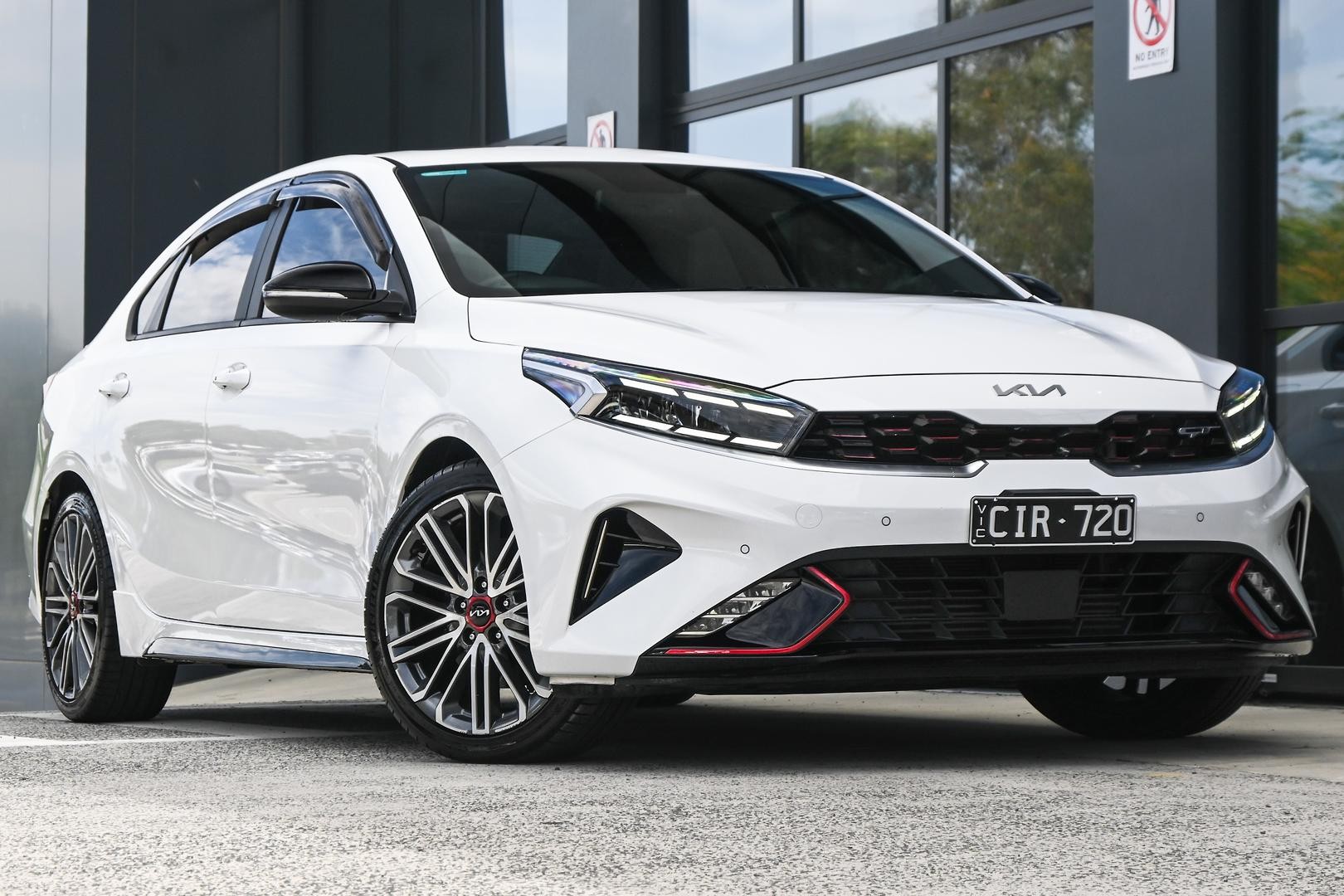 Kia Cerato image 1