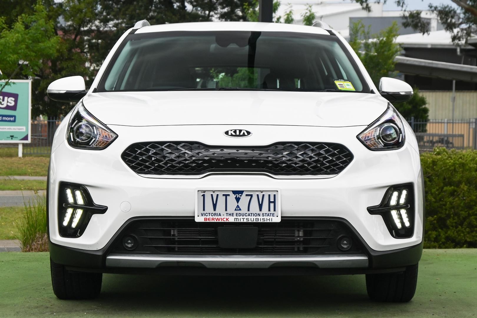 Kia Niro image 2