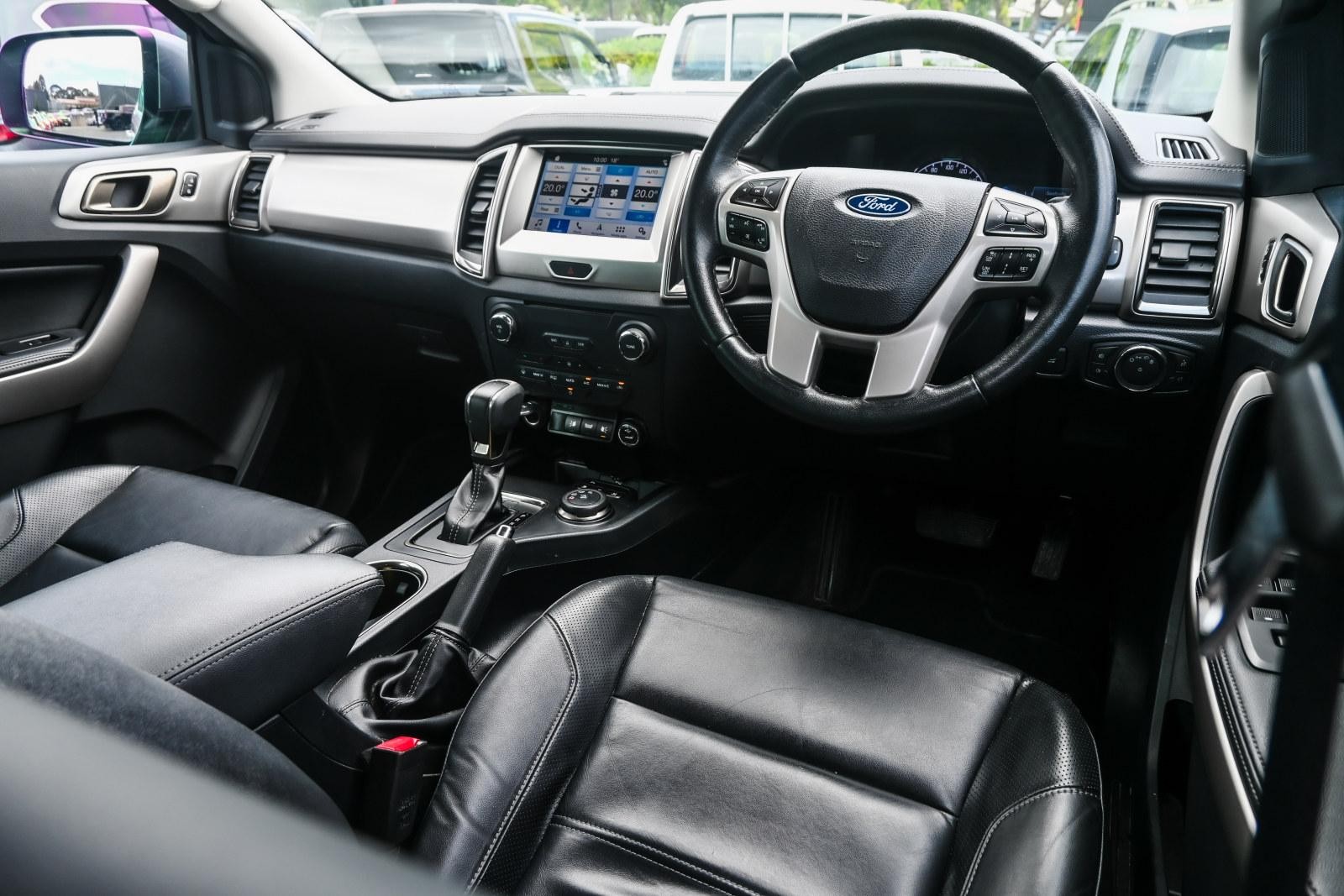 Ford Everest image 3