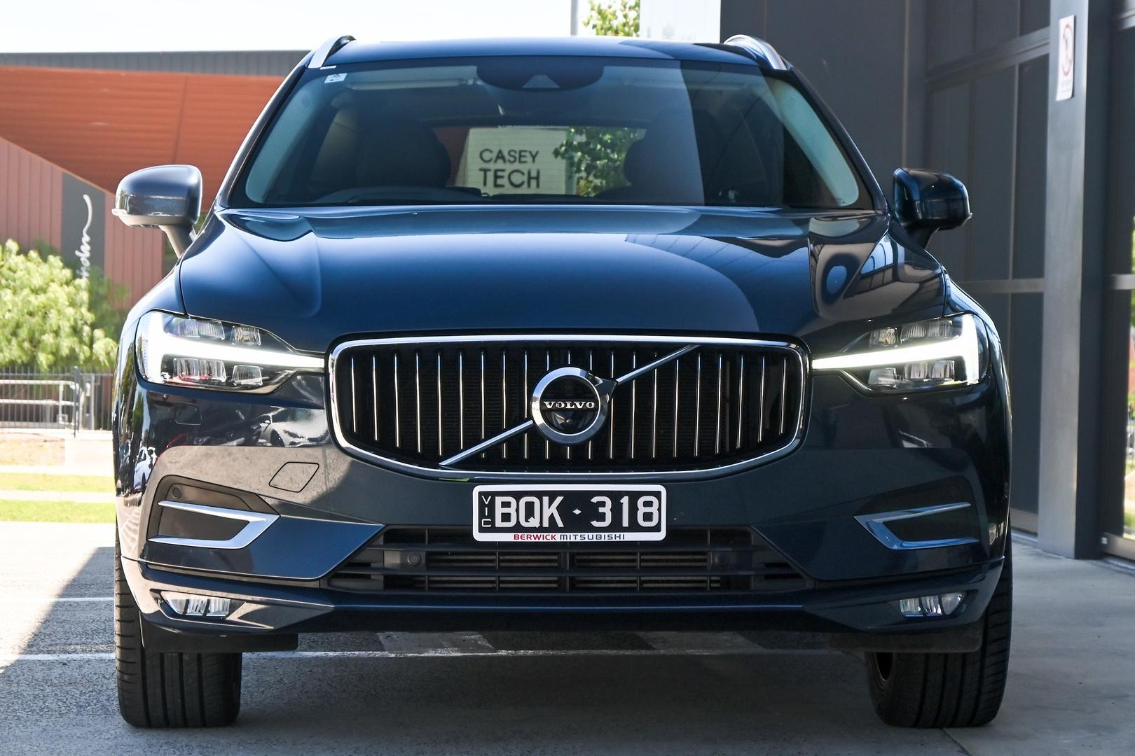 Volvo Xc60 image 2