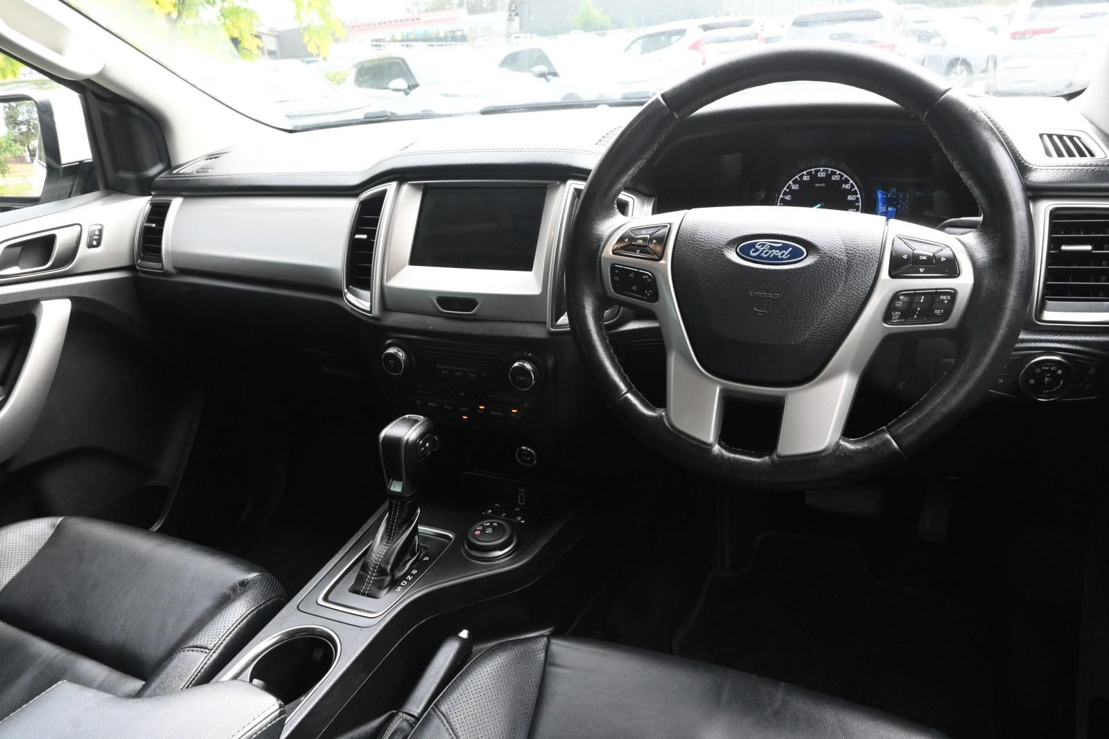 Ford Everest image 3