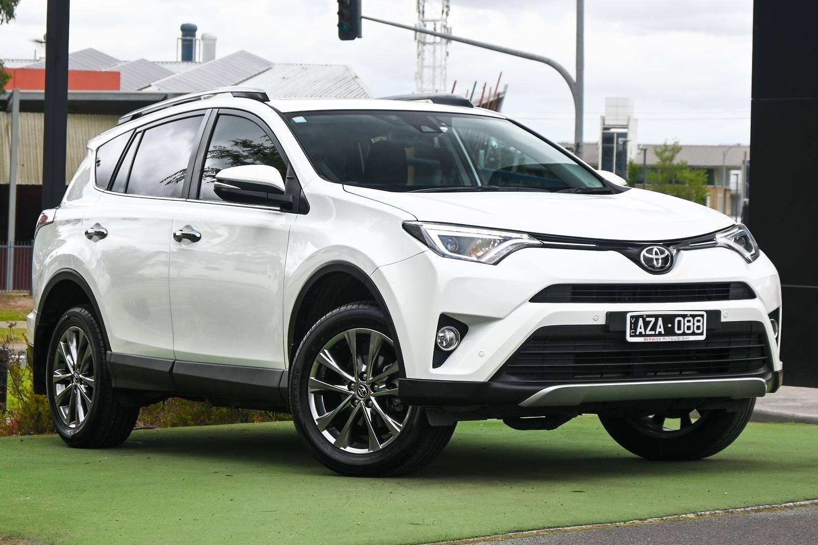 Toyota Rav4 image 1