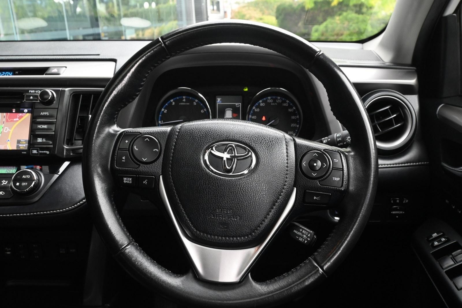 Toyota Rav4 image 4