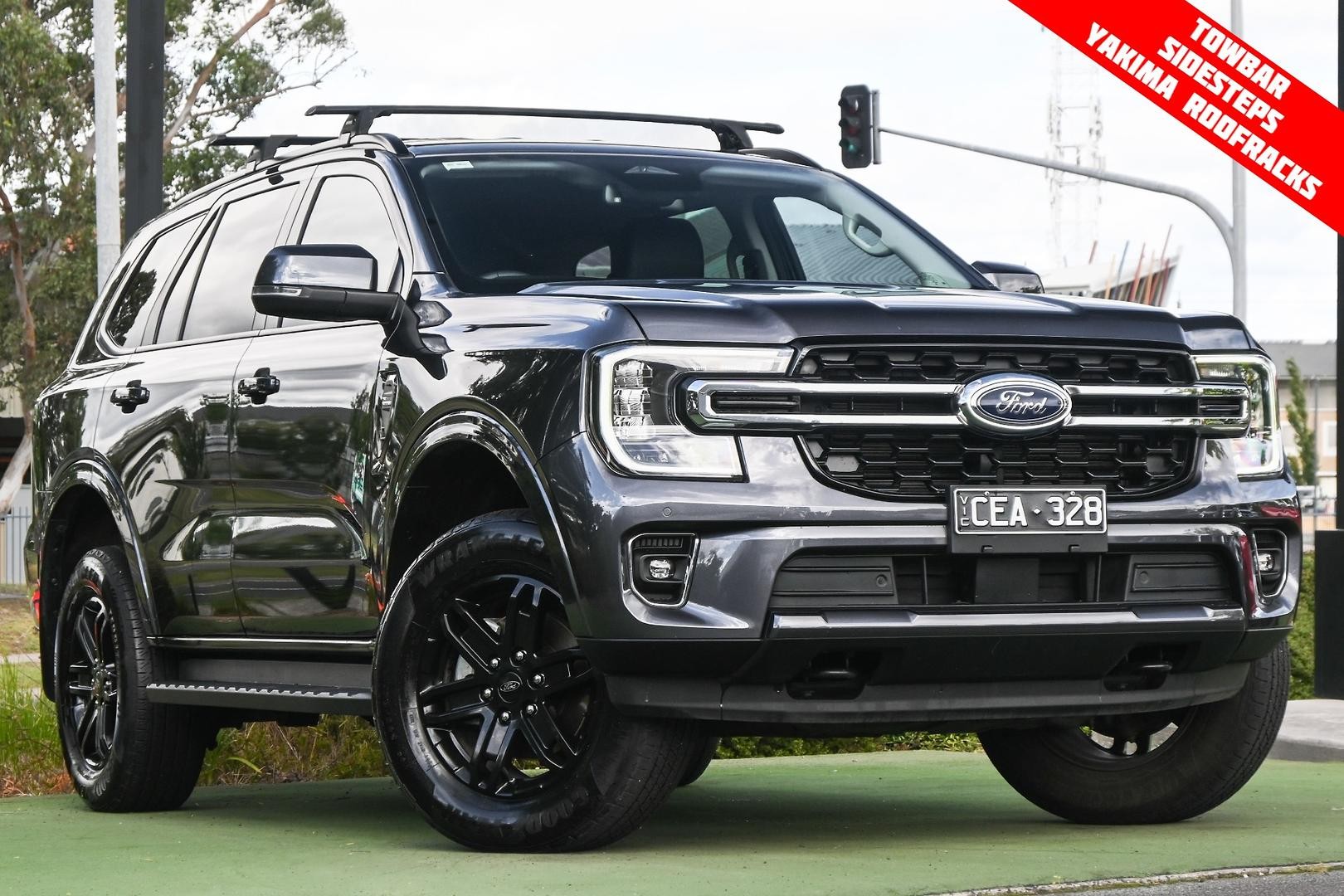 Ford Everest image 1