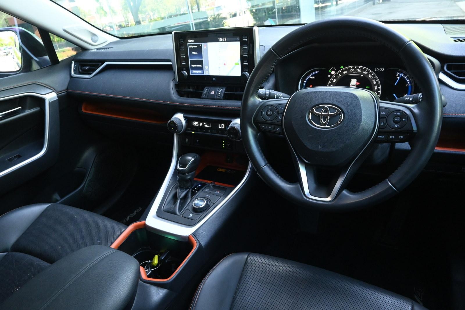 Toyota Rav4 image 3