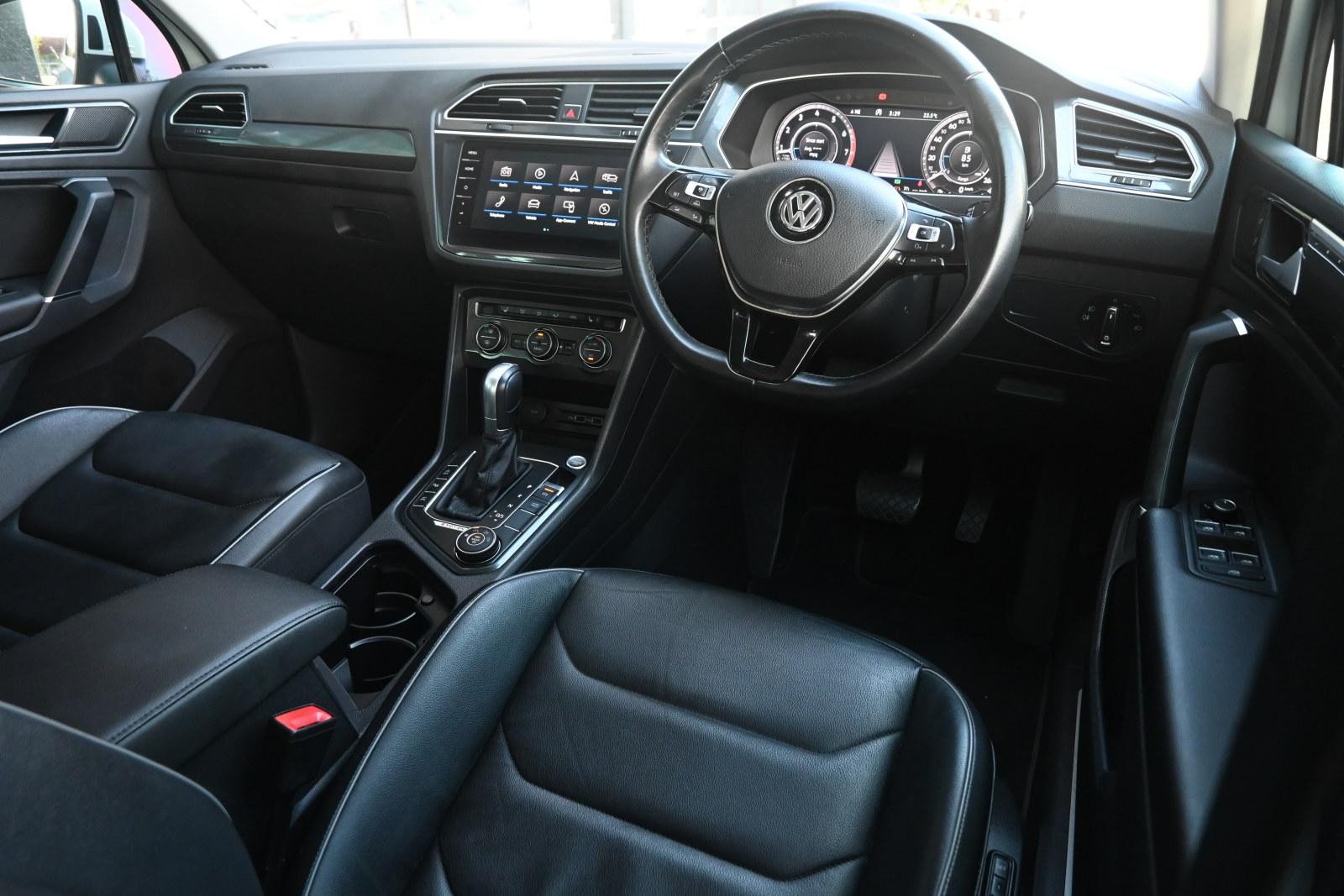 Volkswagen Tiguan image 3