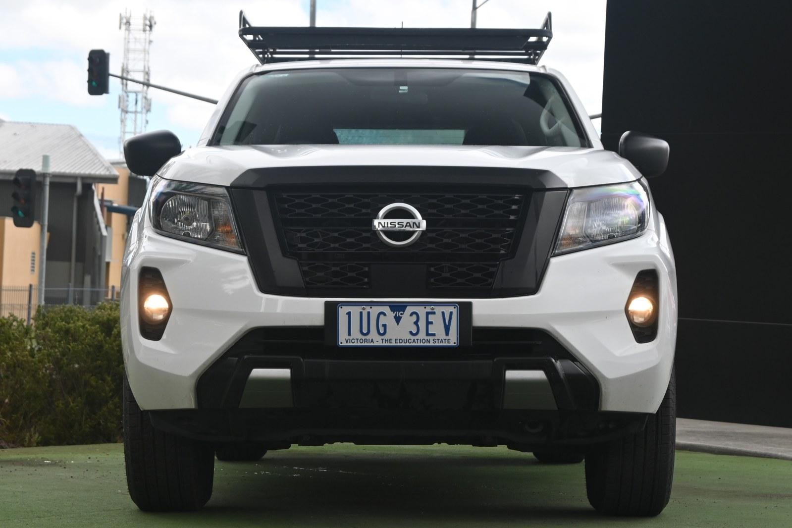 Nissan Navara image 2