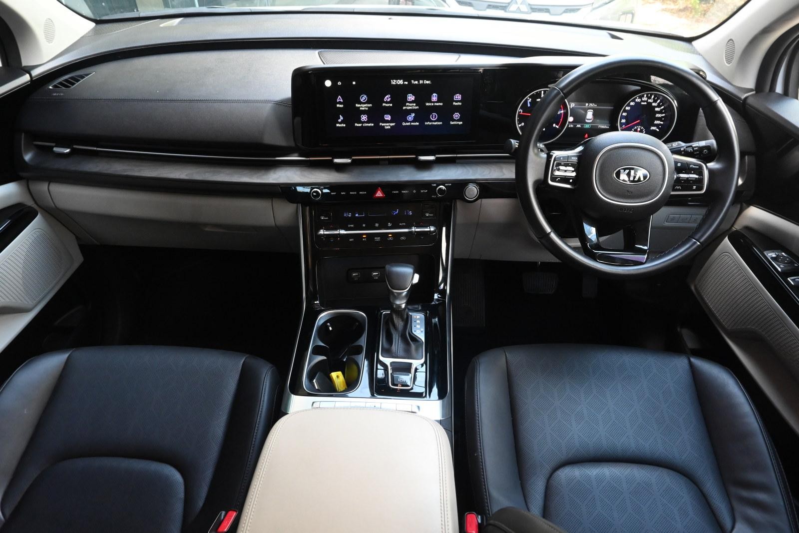 Kia Carnival image 3