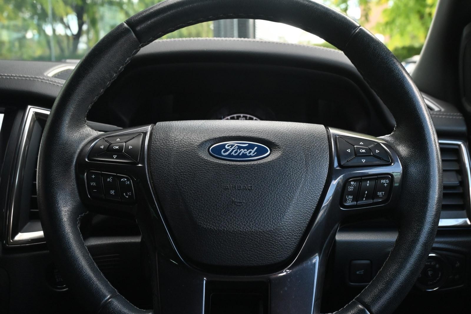 Ford Everest image 4