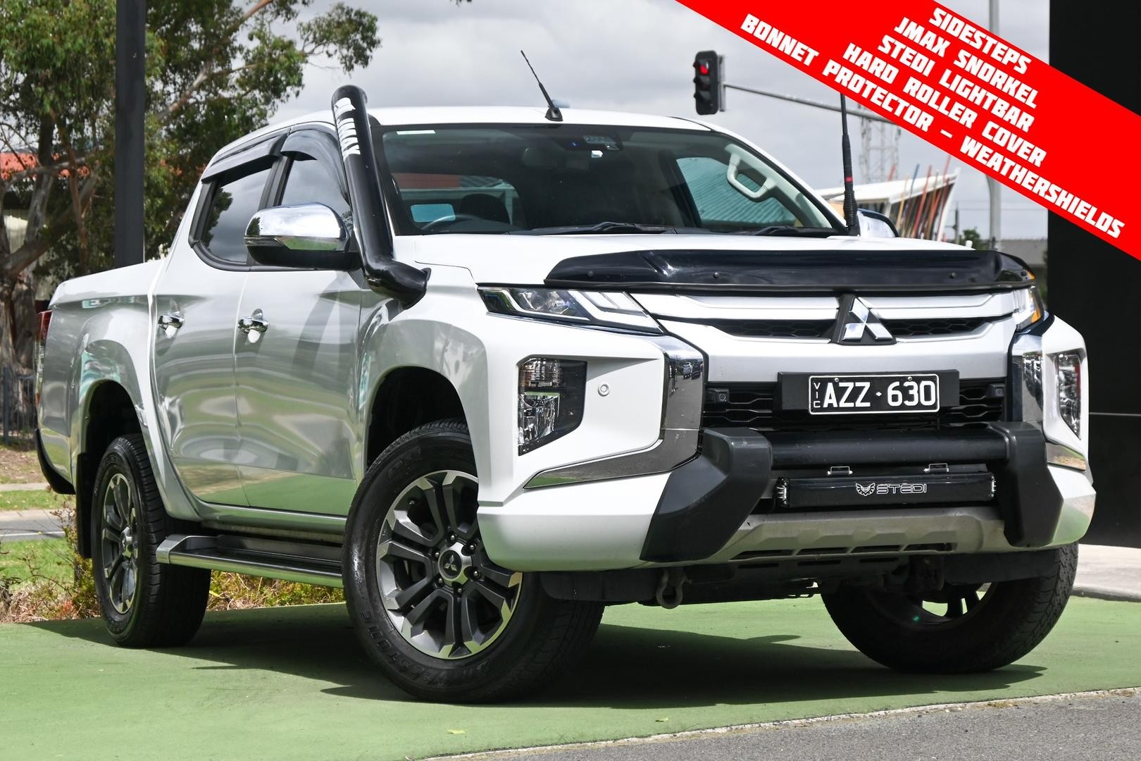 Mitsubishi Triton image 1