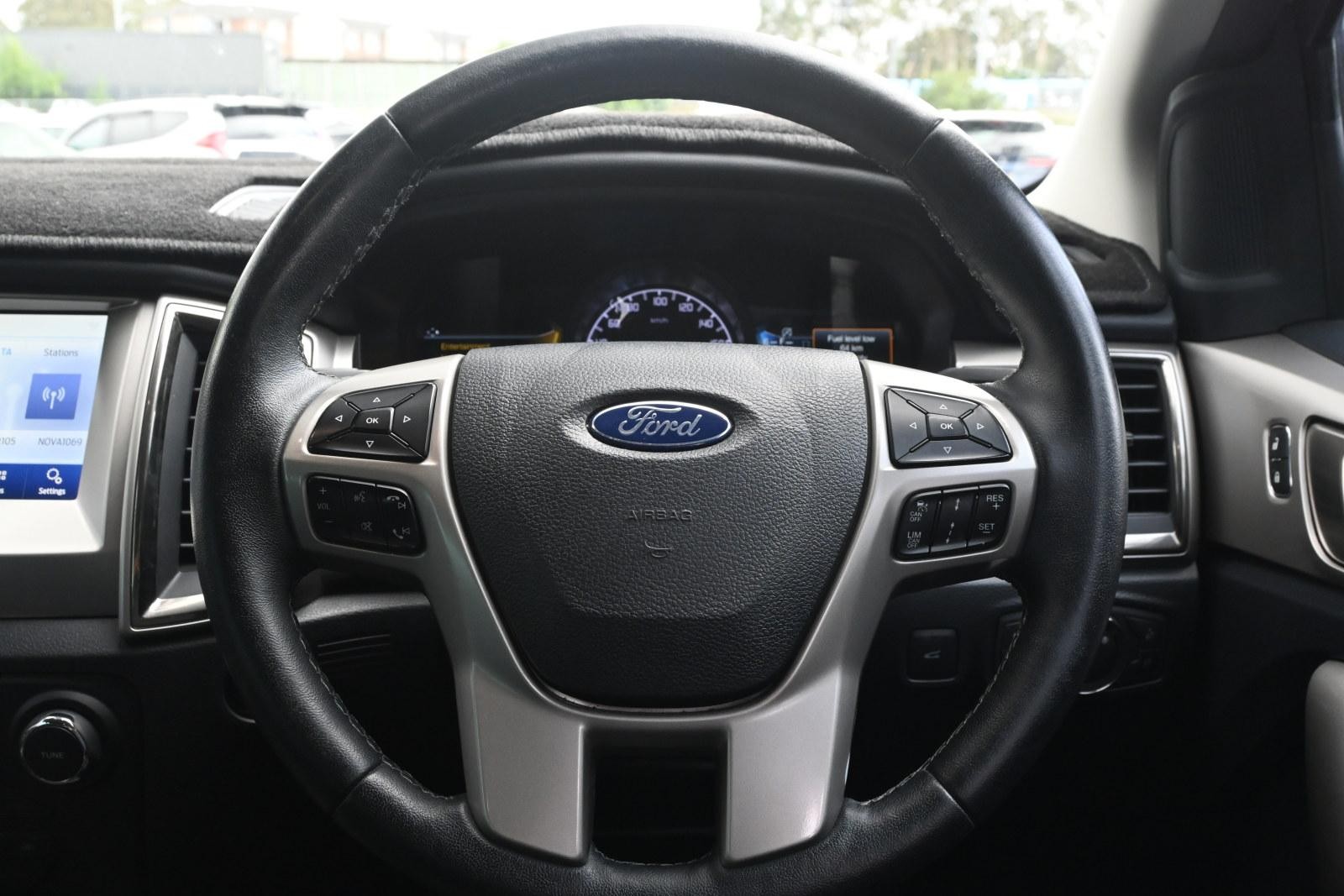 Ford Everest image 4