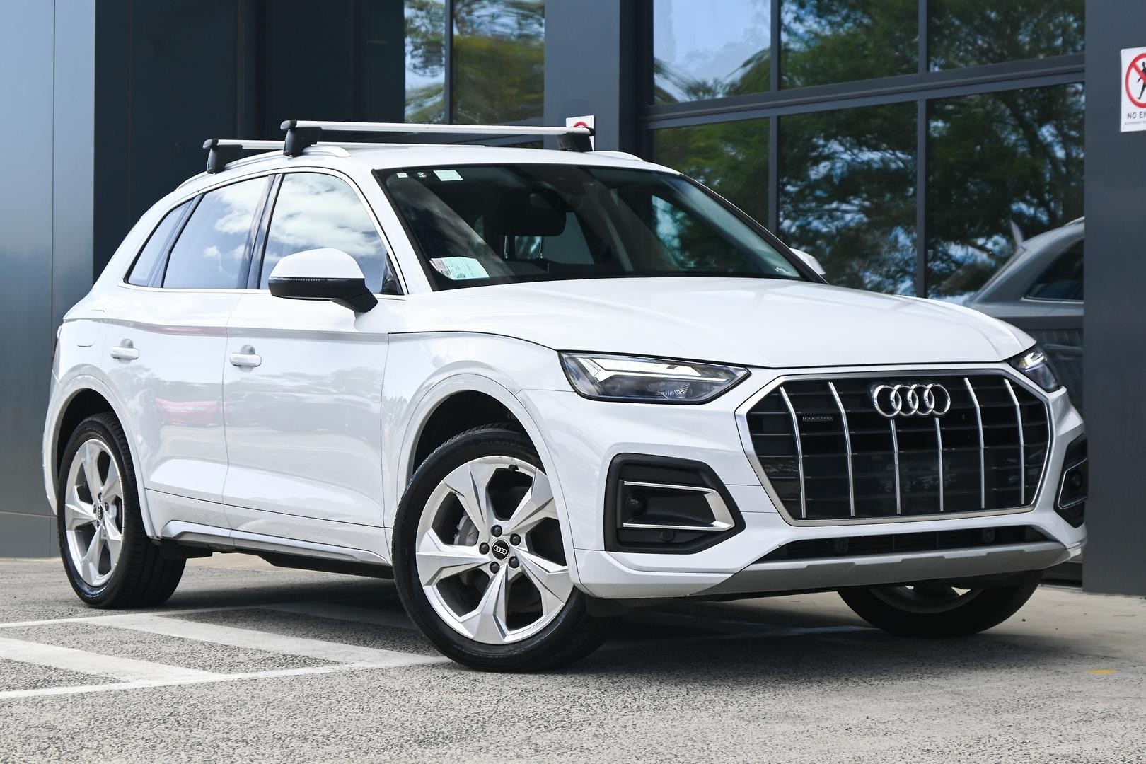 Audi Q5 image 1