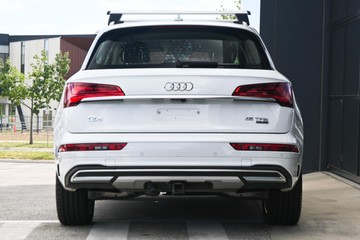 https://dvg-vehicle-assets.s3.amazonaws.com/U16218/b1g6eaijbcbm1n30p6tevj899.jpg