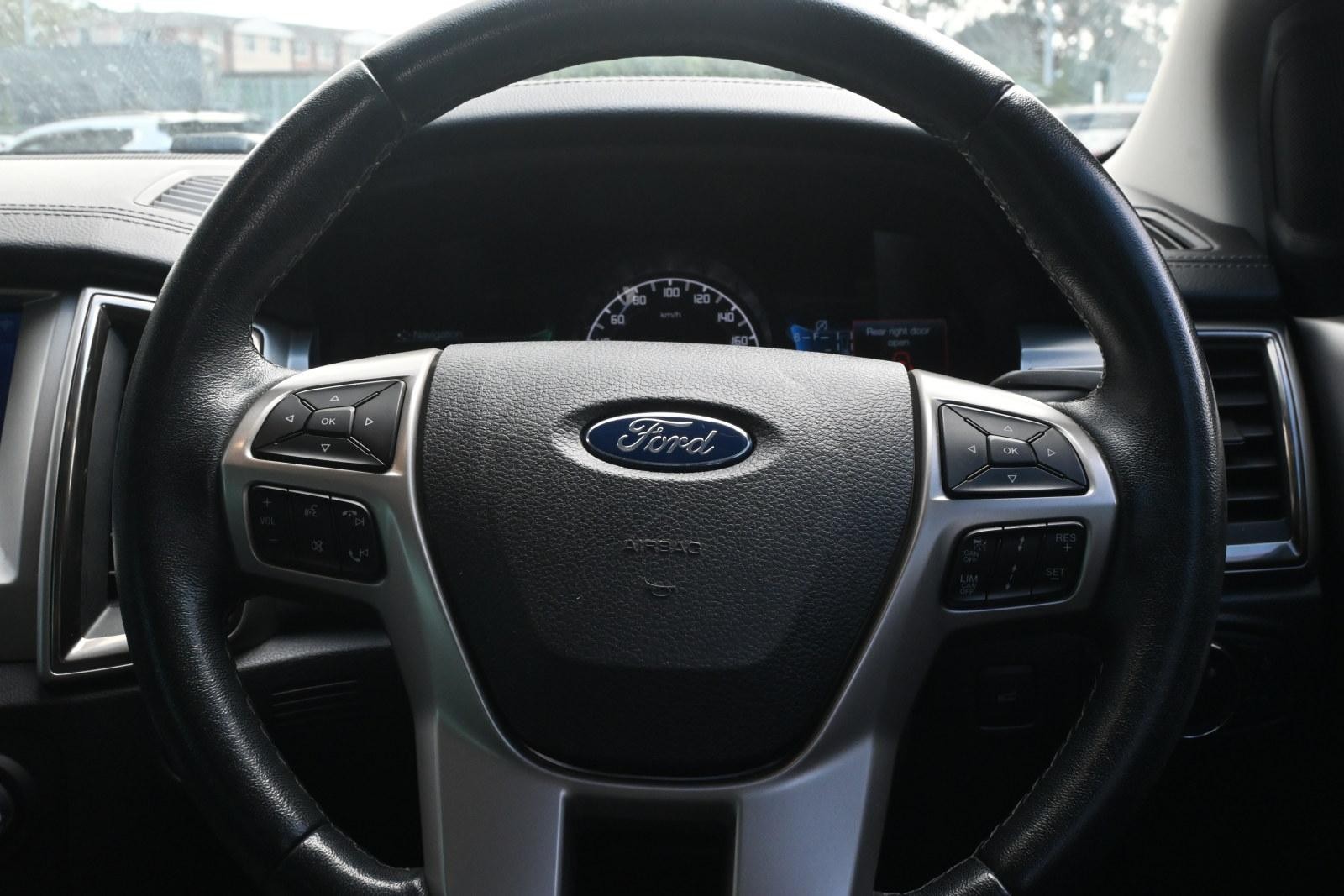 Ford Everest image 4