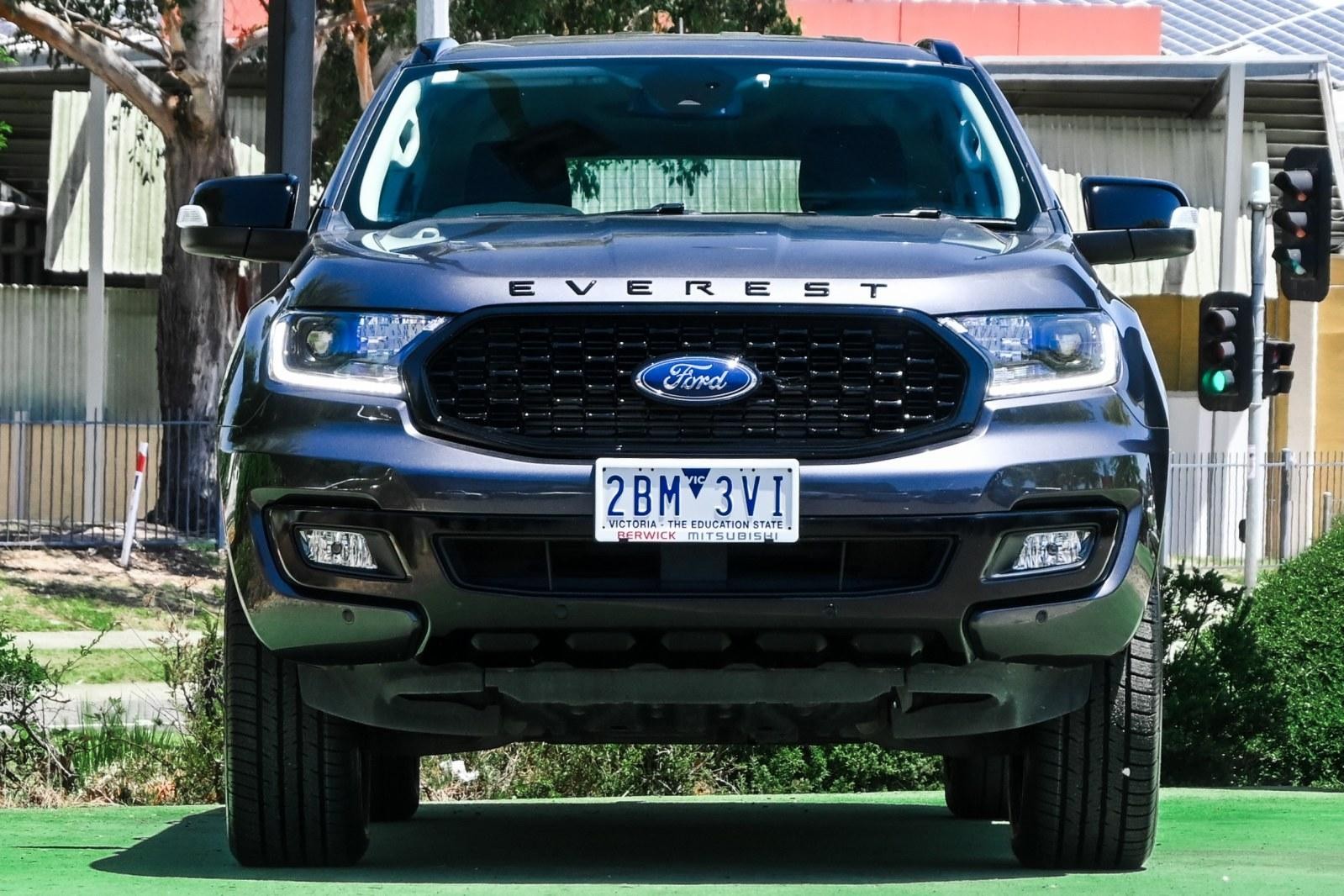 Ford Everest image 2