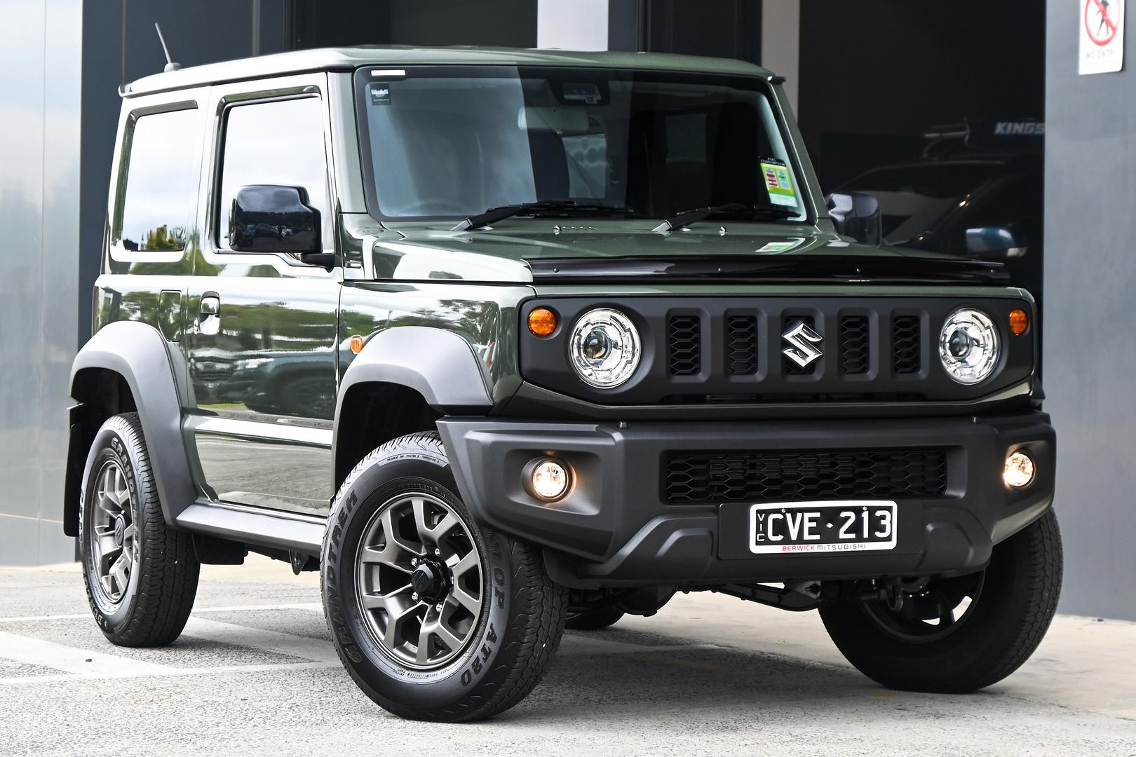 Suzuki Jimny image 1