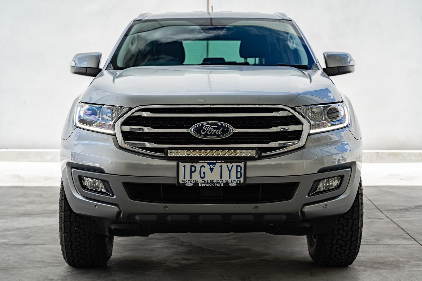 Ford Everest image 2