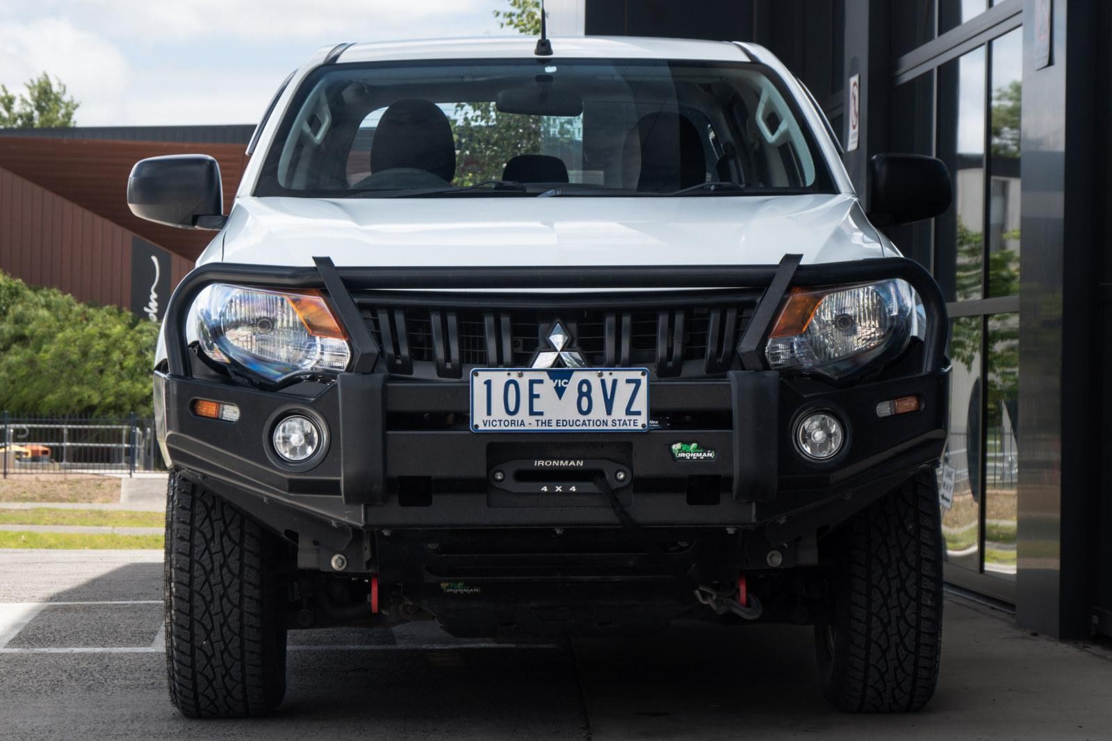 Mitsubishi Triton image 2