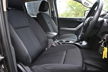 https://dvg-vehicle-assets.s3.amazonaws.com/U16325/19yf8ajctohsfu45jtl8mblej.jpg