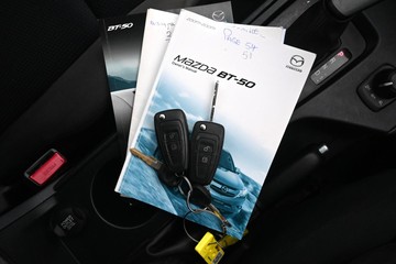 https://dvg-vehicle-assets.s3.amazonaws.com/U16325/5v16hi1jgstwqyrxqarcismfj.jpg