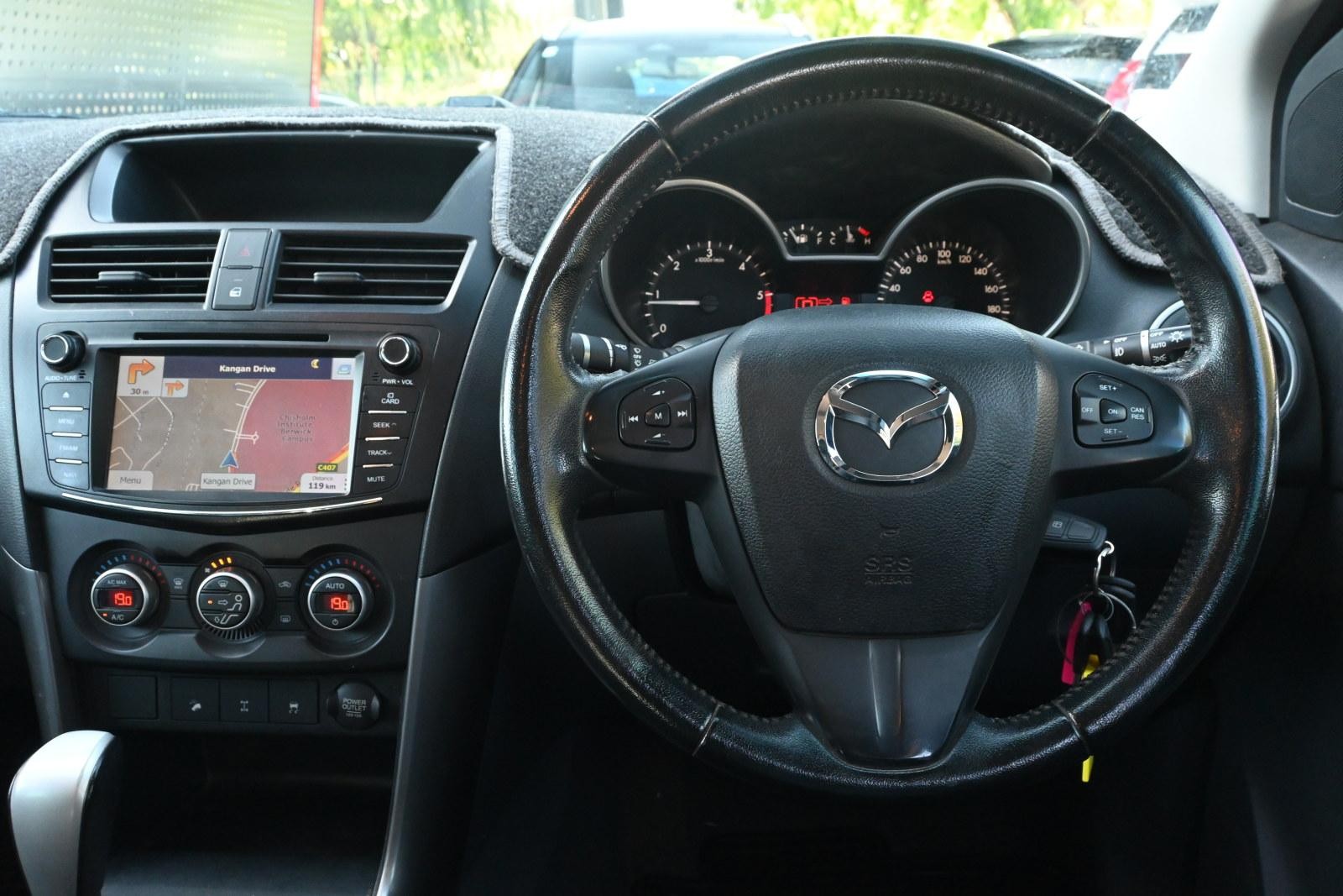 Mazda Bt-50 image 4