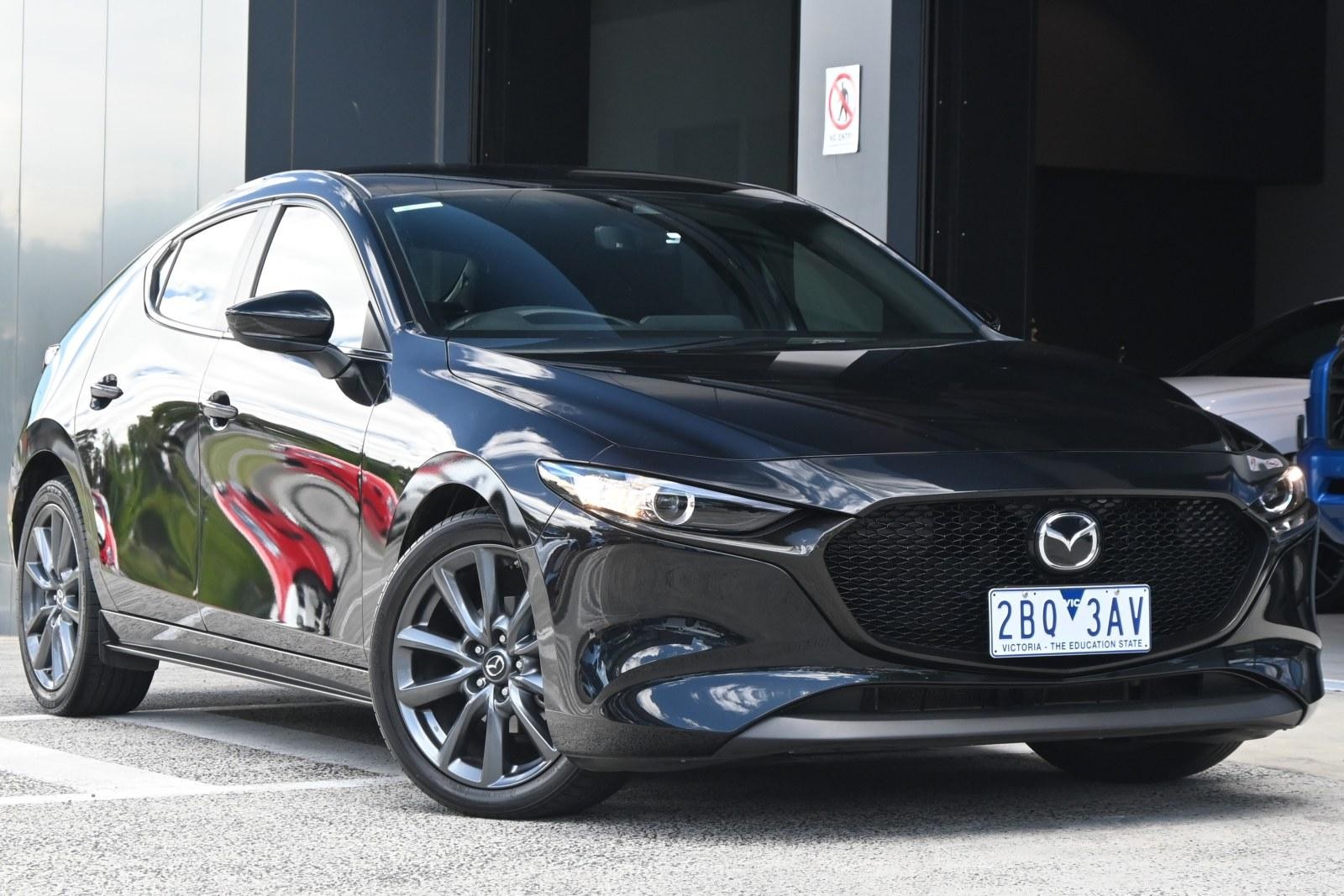 Mazda 3 image 1