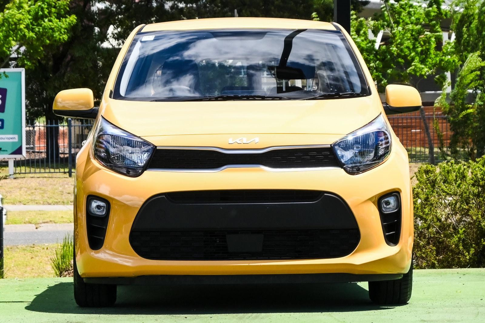 Kia Picanto image 2