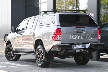 https://dvg-vehicle-assets.s3.amazonaws.com/U16460/696glpneby7dj6e0sbbjbcz2h.jpg