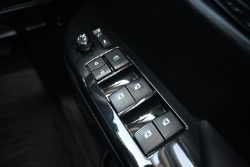 https://dvg-vehicle-assets.s3.amazonaws.com/U16460/d6sdx8yh53kwm0jnwrwt080mn.jpg
