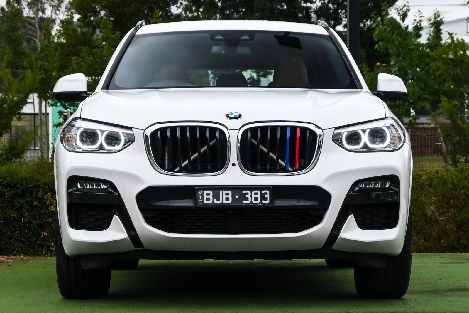 BMW X3 image 2