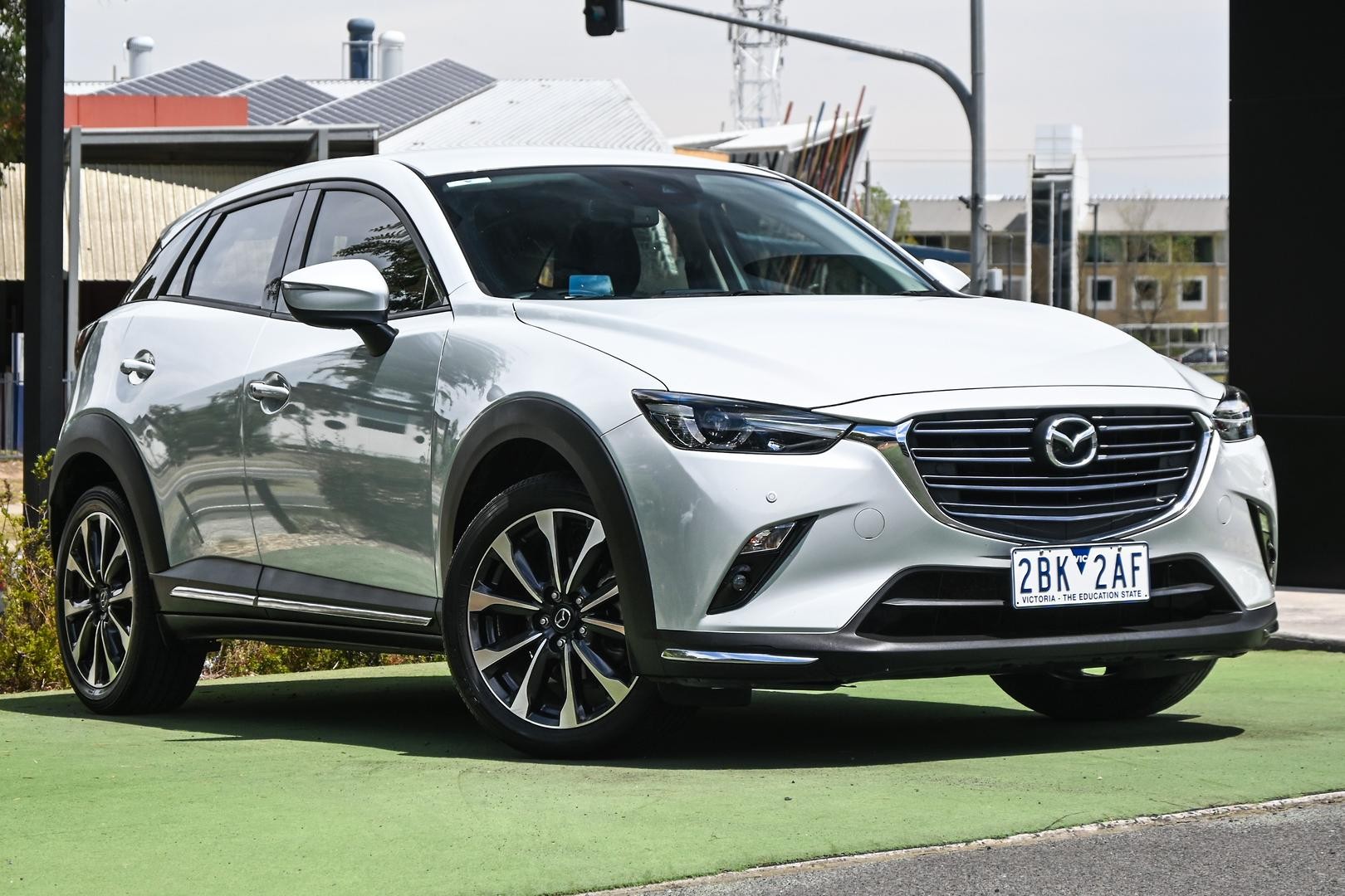 Mazda Cx-3 image 1