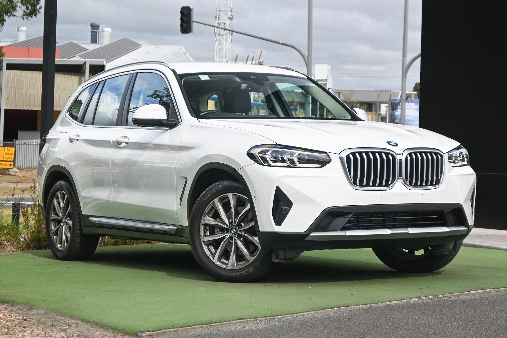 BMW X3 image 1