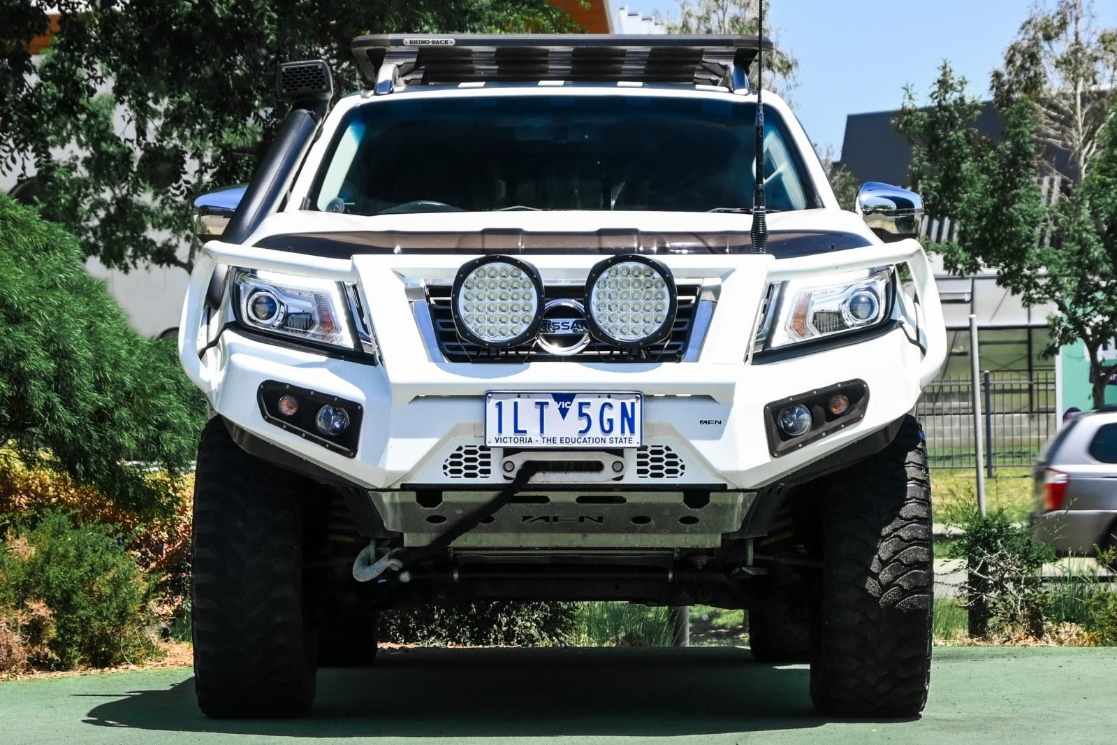 Nissan Navara image 2