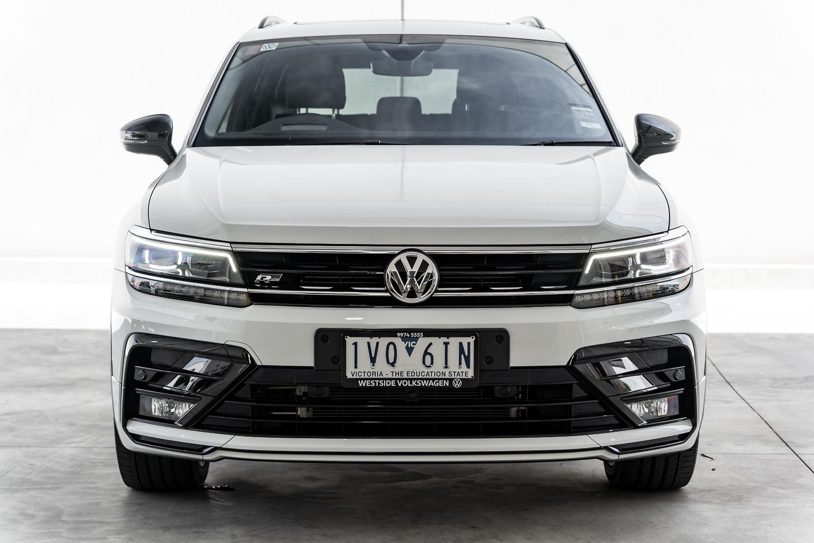 Volkswagen Tiguan image 2