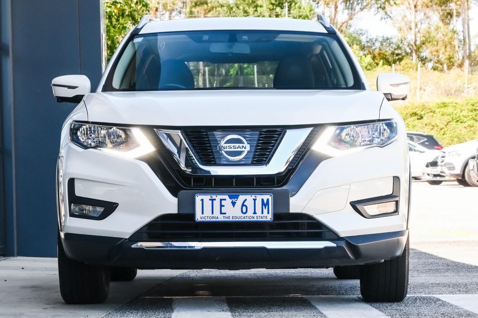 Nissan X-trail image 2