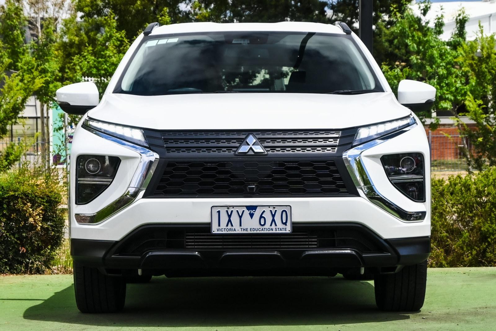 Mitsubishi Eclipse Cross image 2