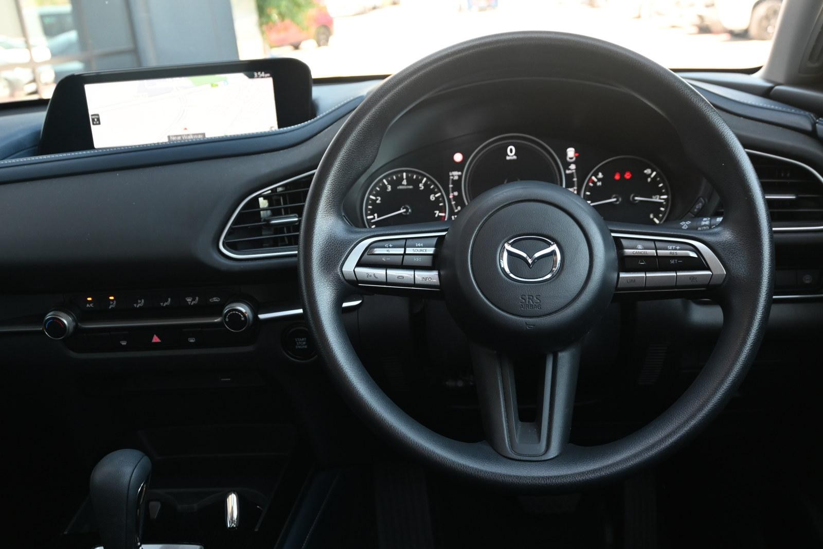 Mazda Cx-30 image 4