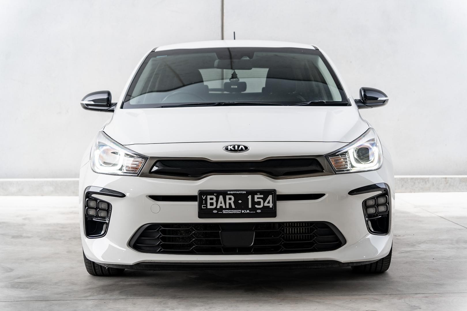 Kia Rio image 2