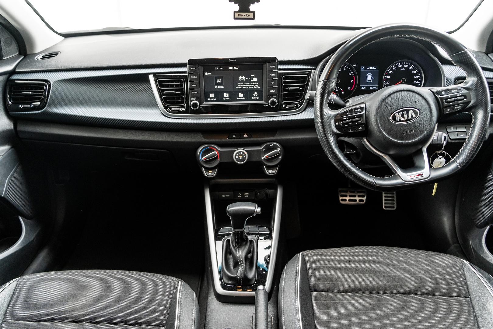 Kia Rio image 3