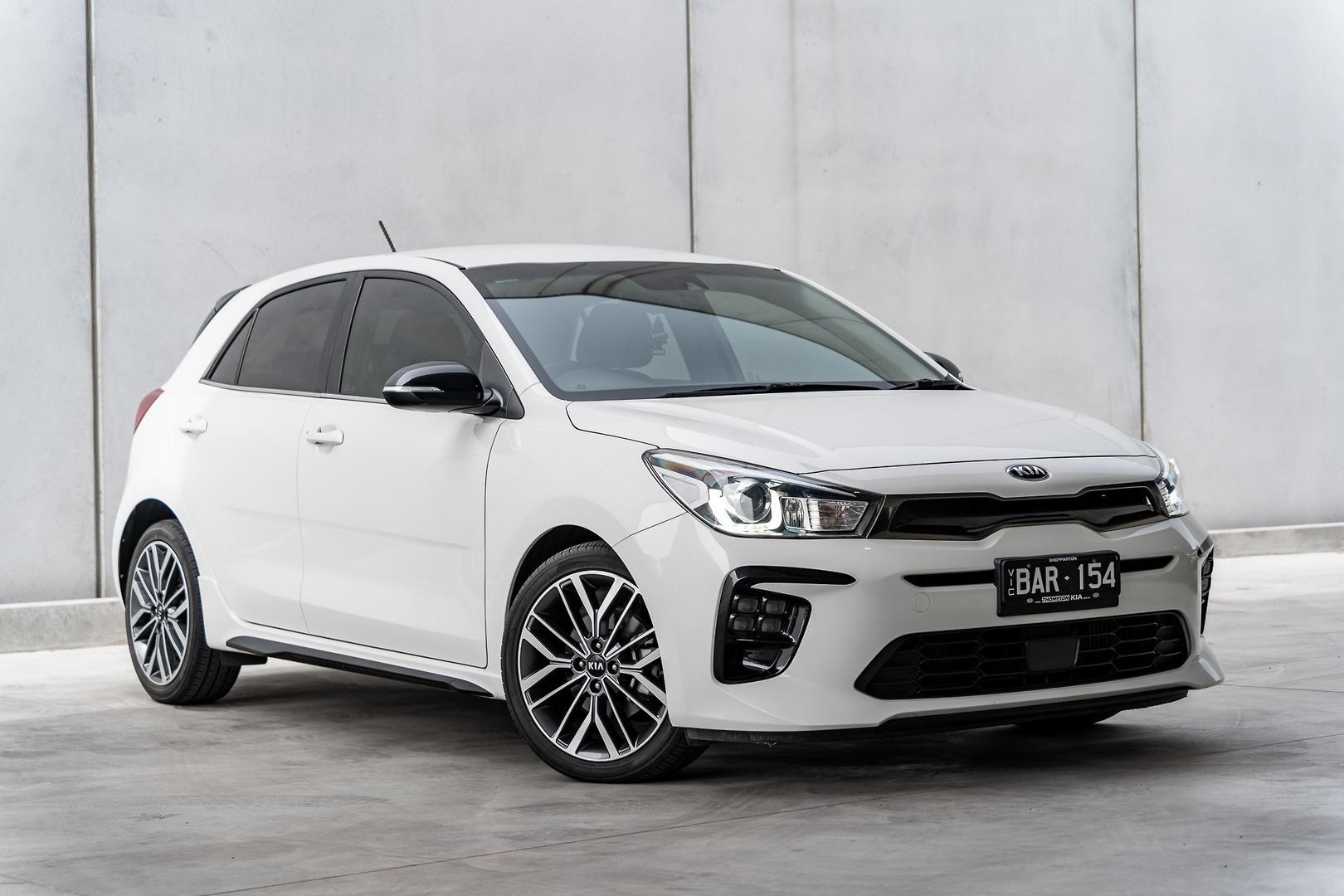 Kia Rio image 1