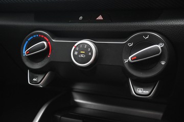 https://dvg-vehicle-assets.s3.amazonaws.com/U16603/7ohlwqum9w3cnf7w3f0fjlbc8.jpg