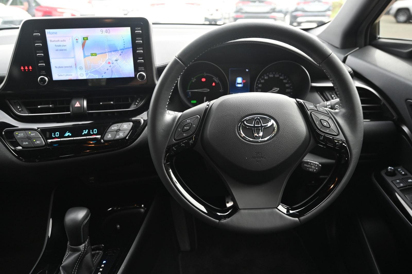 Toyota C-hr image 4