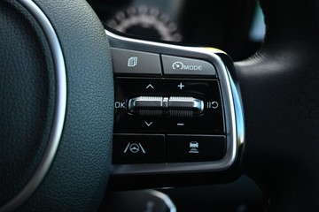 https://dvg-vehicle-assets.s3.amazonaws.com/U16651/4dlu8fdqidw2h52cipsc3abp7.jpg