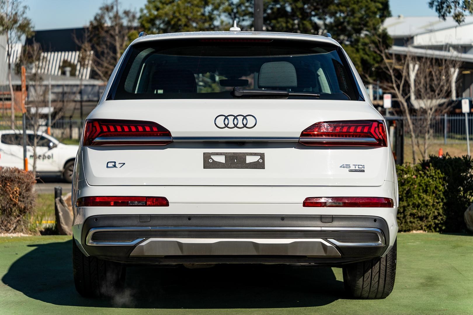 Audi Q7 image 3