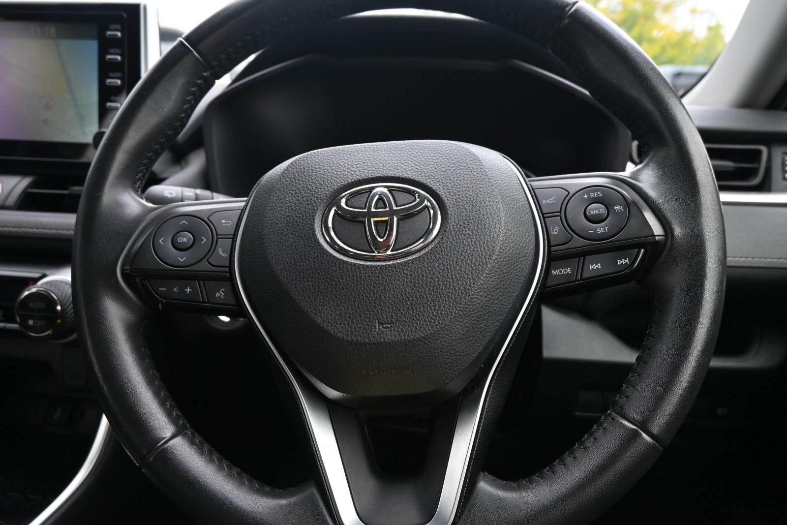 Toyota Rav4 image 4