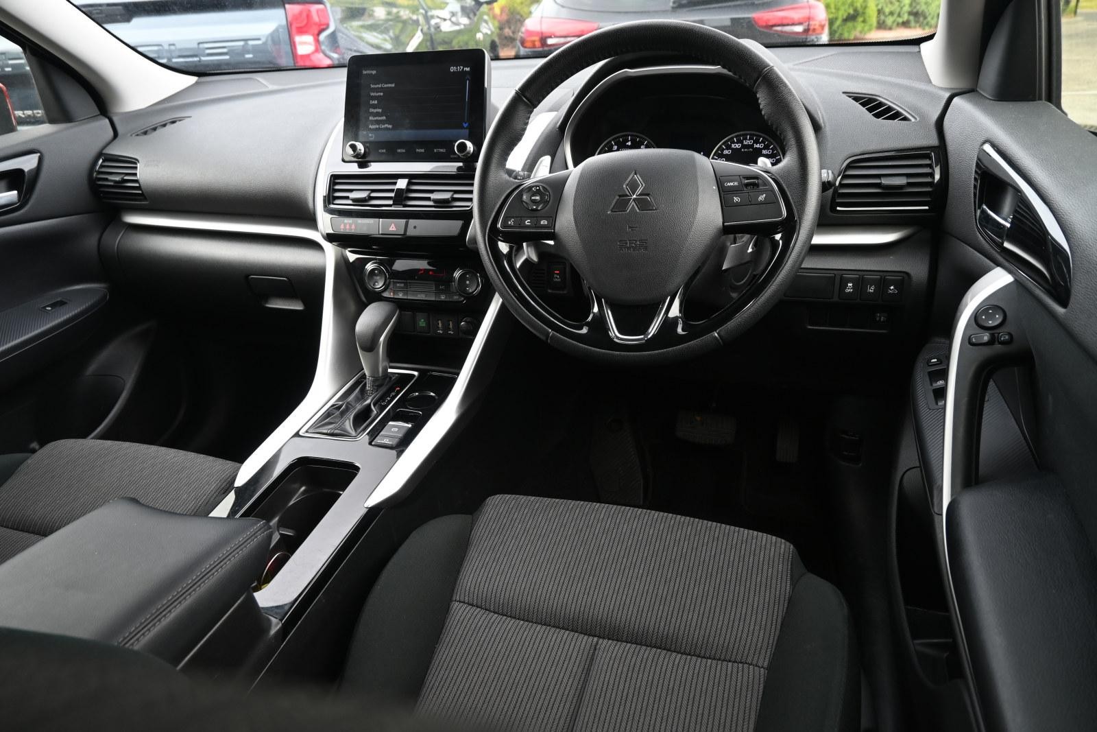 Mitsubishi Eclipse Cross image 3