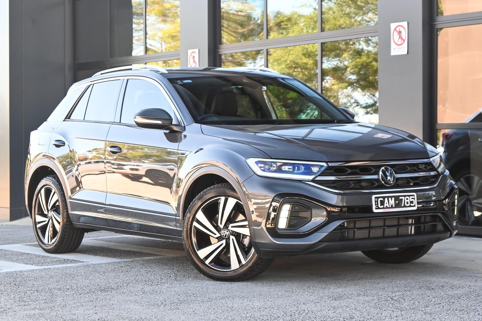 Volkswagen T-roc image 1