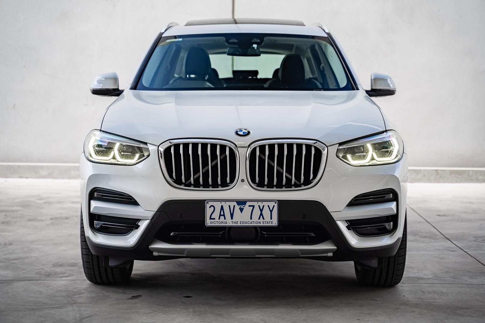 BMW X3 image 2