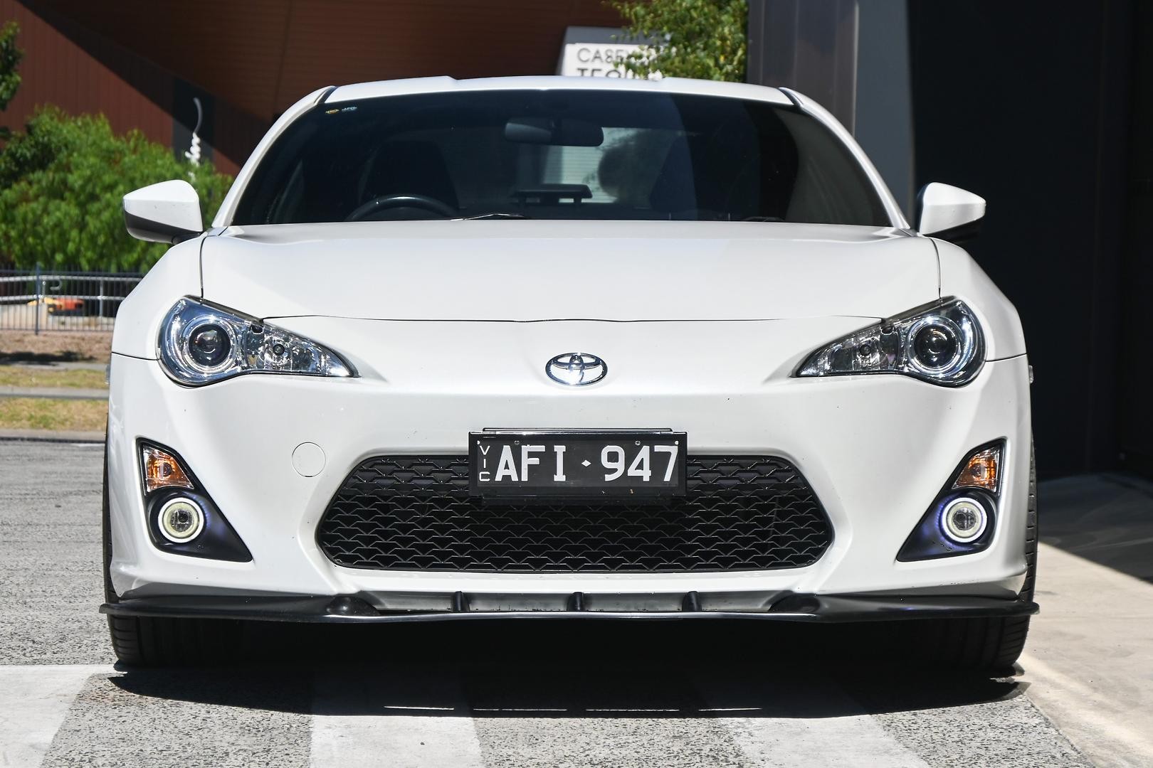 Toyota 86 image 2